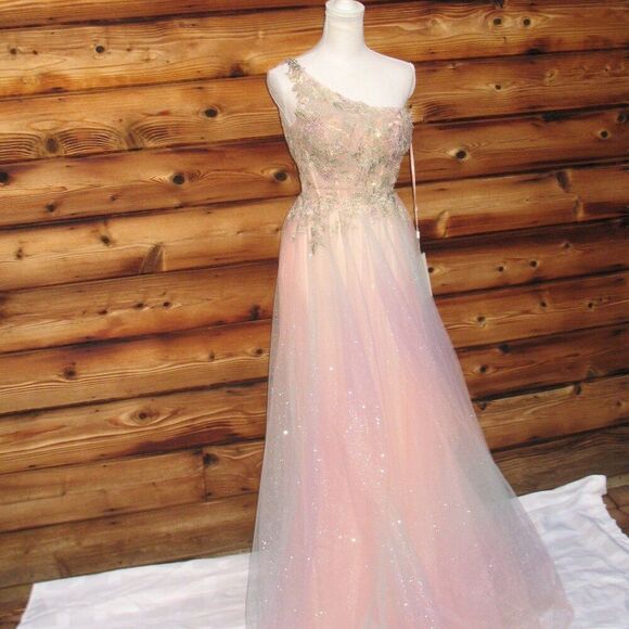 Mac Duggal Gown Dress - Picture 2 of 15